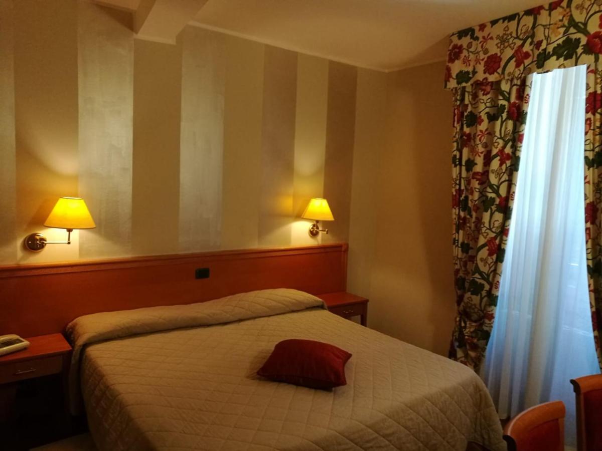 La Luna Hotel 3*