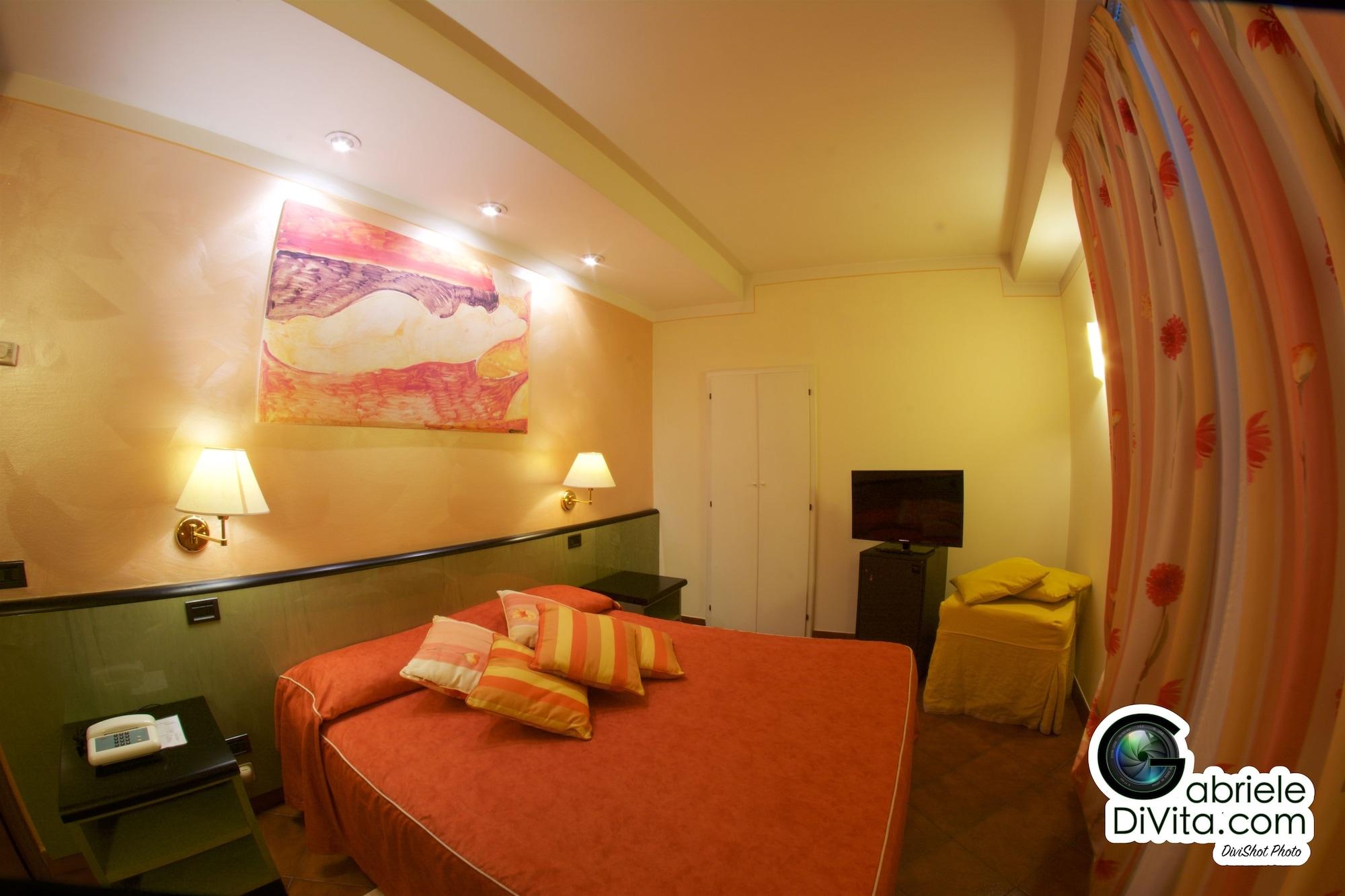 Hotel La Luna Lucca